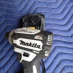 【お取引中】マキタ  インパクトドライバーTD161D
