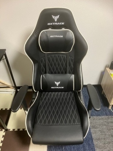 【取引中】【5/1値下げ】【美品】Gxtrace ゲーミングチェア