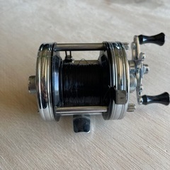 アブガルシア　2500C  リール　バス