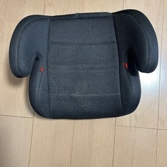 ジュニアシート　中古　差し上げます。