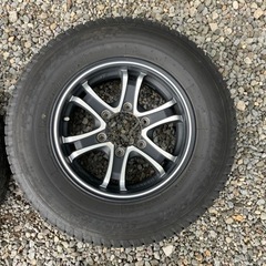 キーラー ウェッズアドベンチャー 195/80r15 スタッドレス付きアルミ 