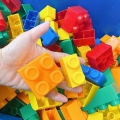 おもちゃ ブロック知育玩具