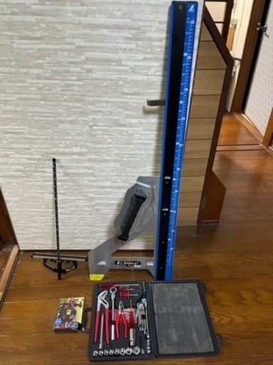 工具　建設業　建築業　L定規　振り子　丸鋸