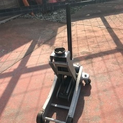 ジャッキ　2.5t 動作品
