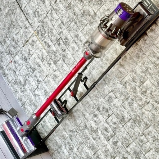 Dyson Cyclone V10 fluffy スタンドセット (maro) 前後のその他の中古