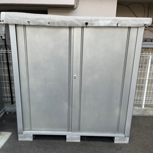 大阪市内直接引き取りのみ！　タカヤマ 物置1550×820×1500mm 美品