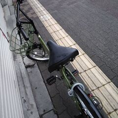 美品☆APRES MIDI[アプレスミディ]20吋 コンパクト自転車 外装6段(オリーブドラブ)