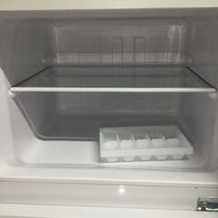 【北見市発】ハイアール Haier 冷凍冷蔵庫 JR-N130A 2018年製 白 130L スリムボディ 強化ガラストレイ 耐熱性能天板 冷凍室29L 2ドア (E2567wY)