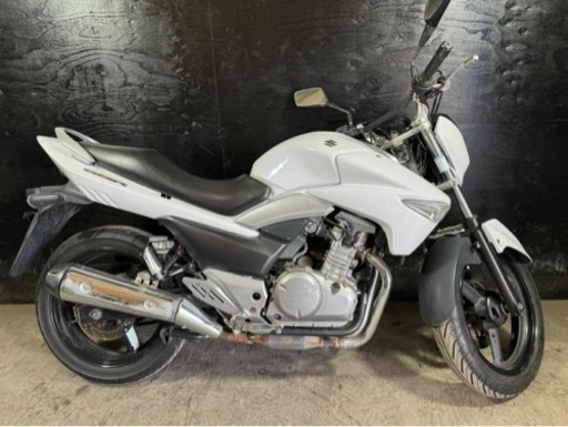 ★支払総額13.8万円★書類完備！始動動画あり♪ スズキ GSR250 LEDヘッドライト！激安250MT車両！ETC付き！夏に向けてツーリングに♪ ☆支払総額13.8万円☆書類完備！始動動画あり♪ スズキ GSR250 LED