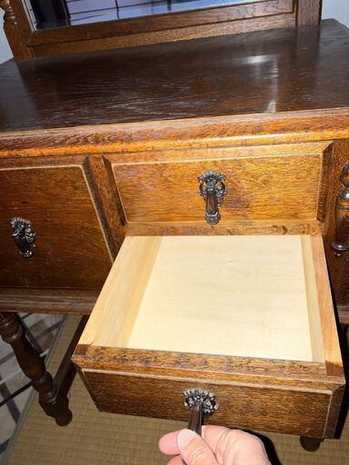 アンティーク風ドレッサー（三越家具シリーズの一つ） 美品 三越