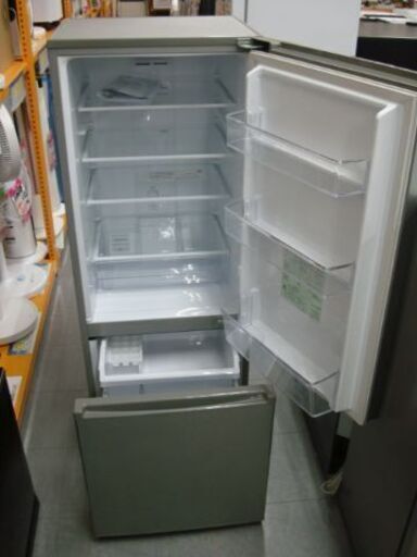 店頭受け渡し】 AQUA 冷凍冷蔵庫 AQR-20K 201L 2020年製 中古品 ￥23,980