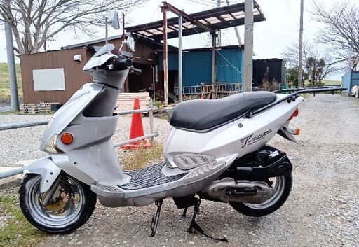 優れたエンジン。PGO (T-Rex 125)。エンジン オイルは新品。バッテリー