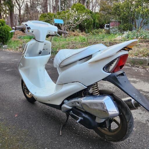 ホンダ ライブディオZX ホワイト エナメルシート 千葉県流山市 配達