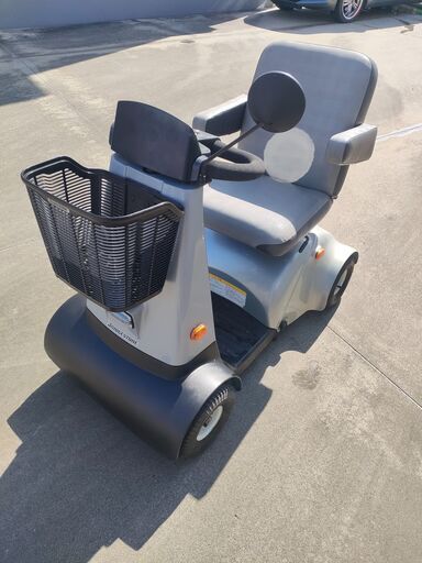 決まりました　シニアカー　電動車いす  スーパーポルカー SPX-4000N