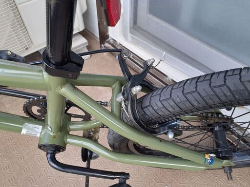 BMX(mongoose、ロゴ一部剥がれ)