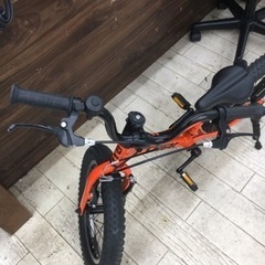 【✨お買得です❗️人気のTREK❗️軽量アルミフレーム❗️シングルスピードでハンドブレーキ2つ❗️一体型ハンドルバー❗️✨】定価¥41,690円　16インチ キッズクロスバイク Precaliber16 TREK