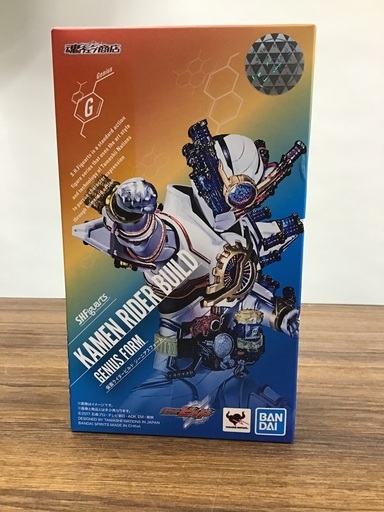 BANDAI S.H.Figuarts 仮面ライダービルド ジーニアスフォーム