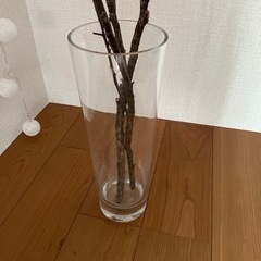 枯れた木を購入してくれた方に差し上げたためsold out花瓶