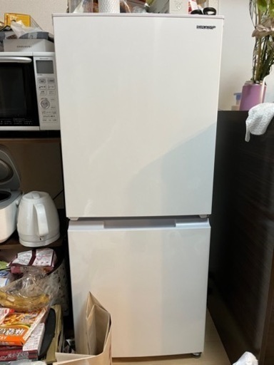 冷蔵庫　　SHARP 152L 2022年製