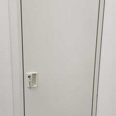 【ネット決済】オカムラ製ロッカー白　中古　引取りの方限定