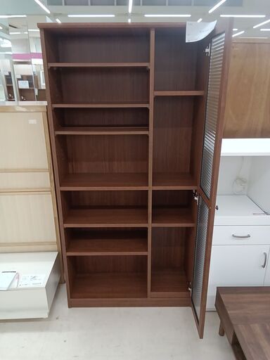 ★ジモティ割★店頭ご購入の際に「ジモティを見た」と言っていただくとジモティ限定価格（掲載価格の10%OFF）でご購入が可能です。 ぜひ店頭にてスタッフまでお伝えくださいませ。  ---------------------------------------------- ■弊社を装った偽サイトにご注意下さい！ 当店のジモティー出品情報、画像が複数の偽サイトに転載されていることが確認されております。 これらのサイトに関しましては、当店とは一切関係がございません。 偽サイトへのアクセスや個人情報のご入力、注文