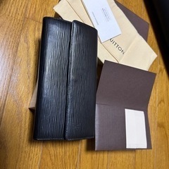 ルイヴィトン　　エピノワール　ポルトフォイユ　サラ　長財布　　