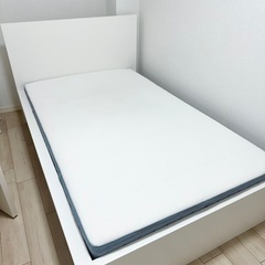 IKEA セミダブルベッド＋マットレス　2セットあります