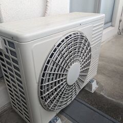 日立ルームエアコン2015年製