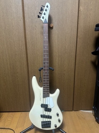 YAMAHA ベース Fender ピックアップ