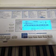 電子ピアノ　casio LK-222