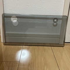 スモーク　グリーン　ナンバー枠カバー