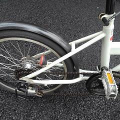 中古自転車2970 折り畳み 20インチ 6段ギヤ ワイヤー錠 ライト