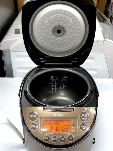 TIGER 炊飯器 5.5合炊 IH炊飯ジャー 炊きたて 2019年製 タイガー JKT-C100