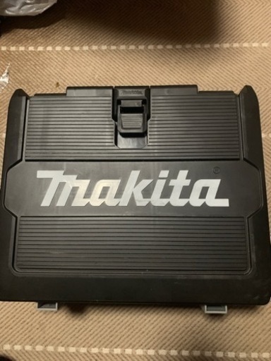 新品　マキタ　インパクトドライバー