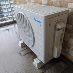 中古】22年製ダイキンエアコンF22ZTES-W 主に6畳用(室外機付)