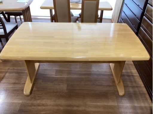 ダイニングテーブル【町田市再生家具】　233242