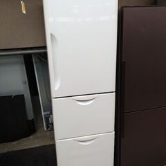日立　3ドア冷蔵庫　305リットル　2003年