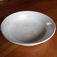 未使用　白い焼き物の大皿