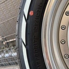 215/60R17 ファルケンタイヤ Essex EL-17