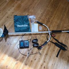 💓今日だけ18000円価格💓マキタ充電式草刈り機一式(刈り込み時間短い)お気に入り18に増えてありますが(笑)😼