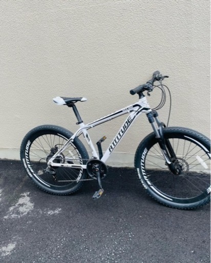 (決まりました！) お客さんから頼まれた委託販売のマウンテンバイクです。チェーンは新品に交換してます！動作確認も良好 決まりました！) お客さんから頼まれた委託販売のマウンテンバイクです