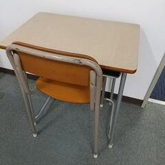 学校で使用の机、椅子  早い者勝ち