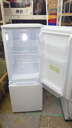 完売！愛知県芸大学まで配達しました！『美品❗』シャープノンフロン冷凍冷蔵庫 【SJ-D18D-W】◑新生活応援180㍑タイプ▶2021年製 SJ-D18J | 冷蔵庫：シャープ