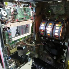 パチスロ実機 エウレカセブン コイン不要機付き スロット機|江別市の