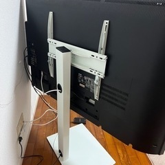 液晶テレビ47インチ　スタンド付き