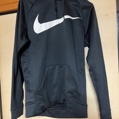 【ネット決済・配送可】NIKEパーカー