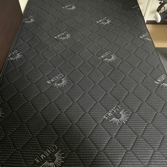 決まりました。マットレス  セミダブル ベッドフレーム付き