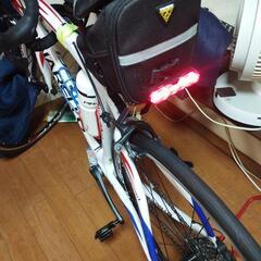 自転車用品　バックライト　充電式