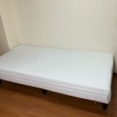 【ネット決済】【先着順】使用1年未満　ニトリ製シングルベッド