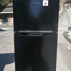 2ドア冷凍/冷蔵庫 118RM-118L02BK